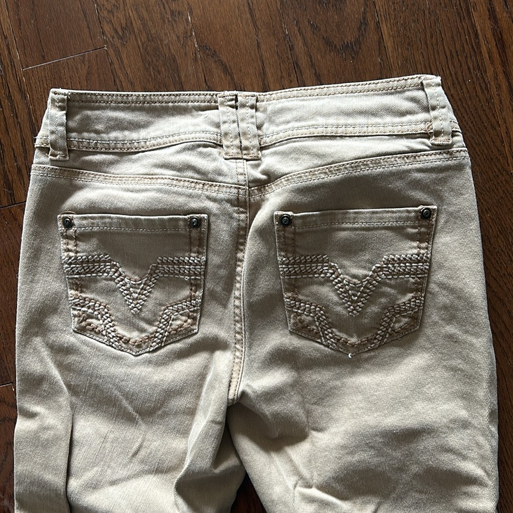 Cache Tan Embroidered Jeans - Size 0 - Picture 6 of 6